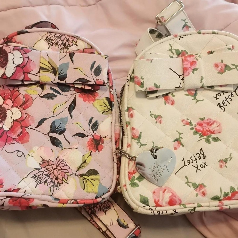 🎀 BETSEY JOHNSON COQUETTE MINI BACKPACK BUNDLE 🎀 ✨
 Preppy minimalist floral